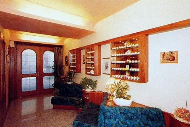 穆索勒斯酒店 Madonna di Fornelli 外观 照片