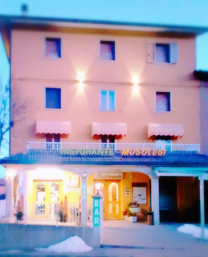 穆索勒斯酒店 Madonna di Fornelli 外观 照片